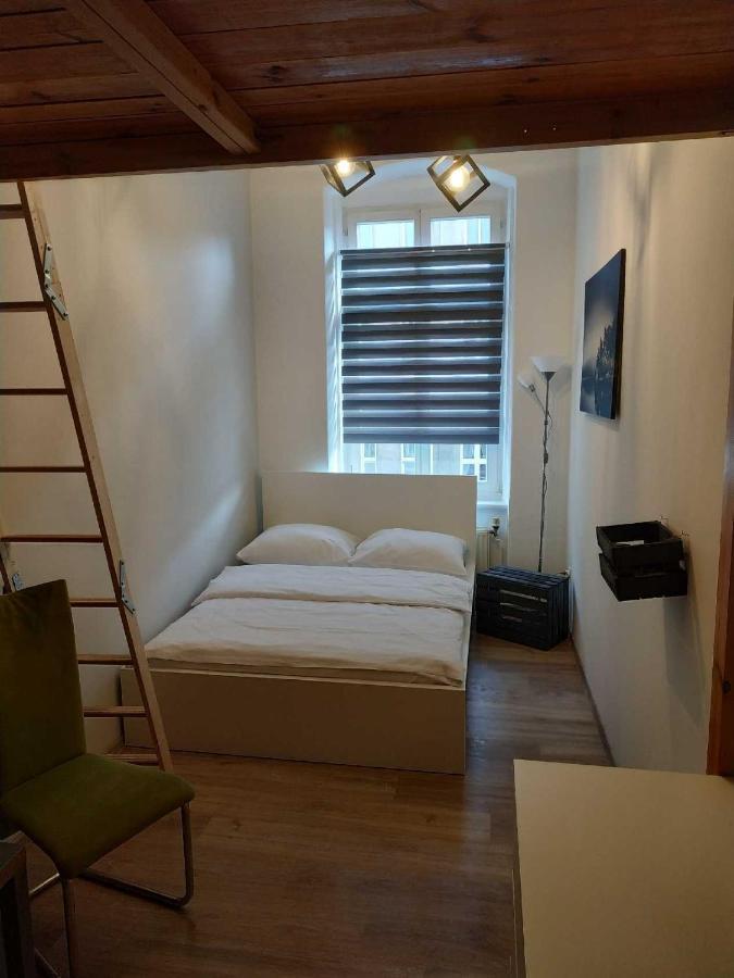 Rejtana Street Hostel Wroclaw Bagian luar foto